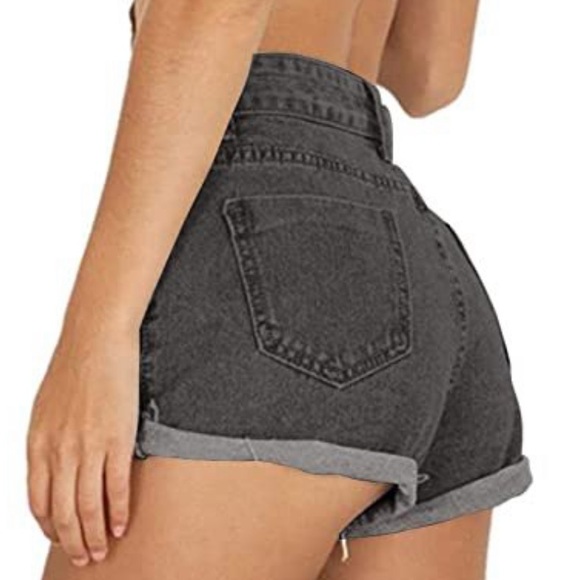 Levi’s 954 High-Rise Roll-Up Vintage Jean Shorts - 2/4 - Picture 5 of 17